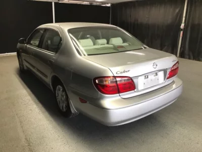 Nissan CEFIRO