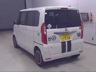 Honda N BOX