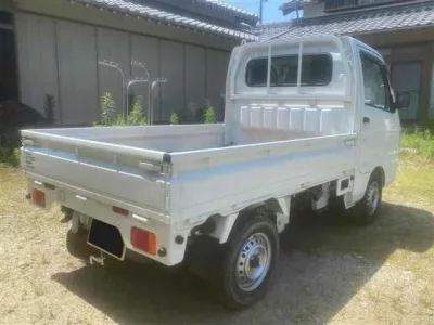 Nissan CLIPPER TRUCK