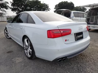Audi S6 SERIES
