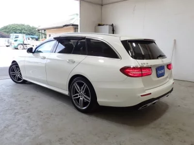 Mercedes-Benz E CLASS WAGON