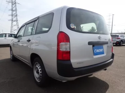 Toyota SUCCEED