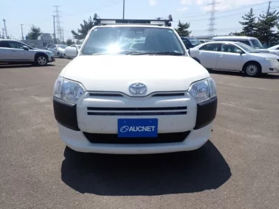 Toyota SUCCEED