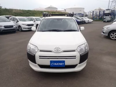 Toyota SUCCEED