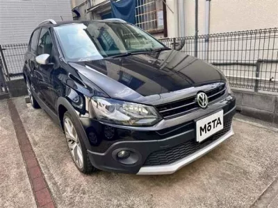 Volkswagen CROSS POLO