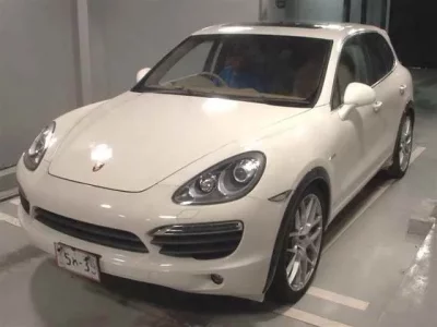 Porsche CAYENNE