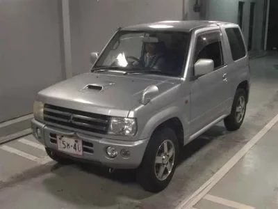 Mitsubishi PAJERO MINI