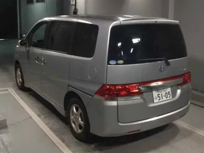 Honda STEP WAGON