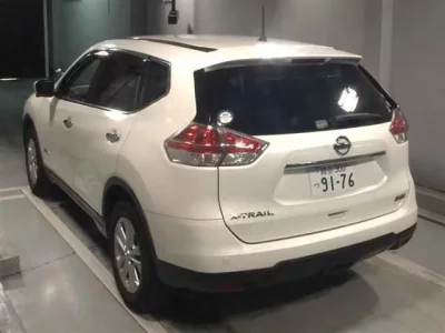 Nissan X-TRAIL