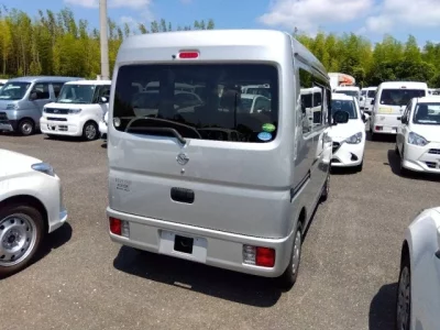 Nissan CLIPPER VAN