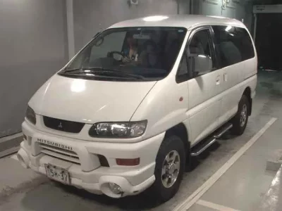 Mitsubishi DELICA