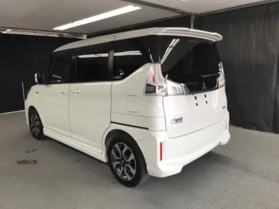 Mitsubishi DELICA D2
