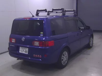 Nissan LAFESTA
