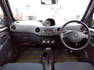 Daihatsu Esse
