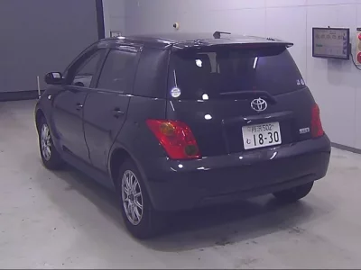 Toyota IST