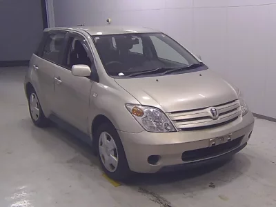 Toyota IST