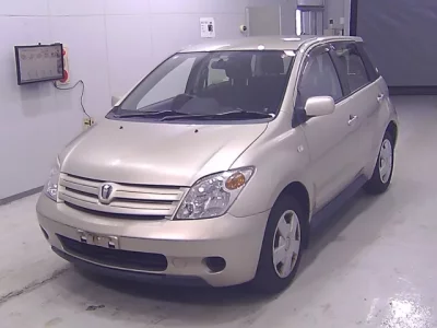 Toyota IST