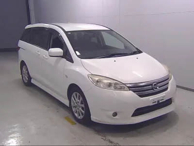 Nissan LAFESTA