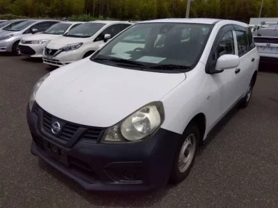 Nissan AD