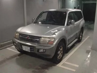 Mitsubishi PAJERO