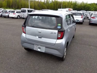 Daihatsu MIRA E S