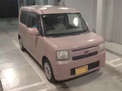 Toyota PIXIS SPACE