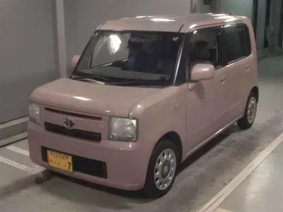Toyota PIXIS SPACE