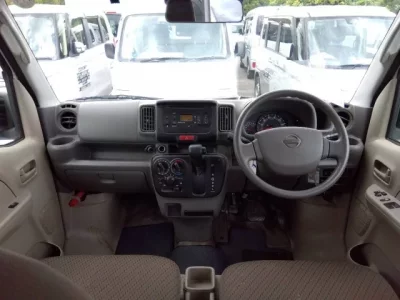Nissan CLIPPER VAN