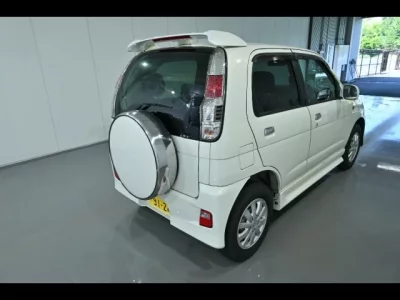 Daihatsu TERIOS KID