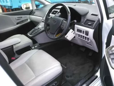 Lexus HS