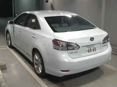 Lexus HS