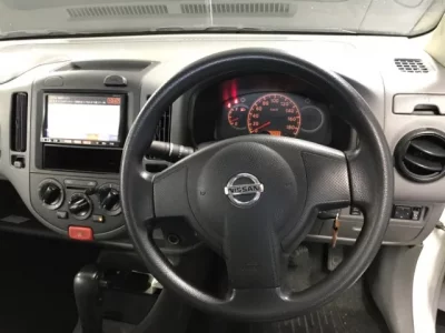 Nissan AD
