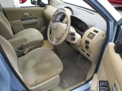 Nissan LAFESTA