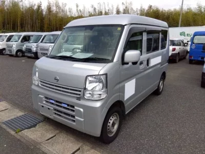 Nissan CLIPPER VAN