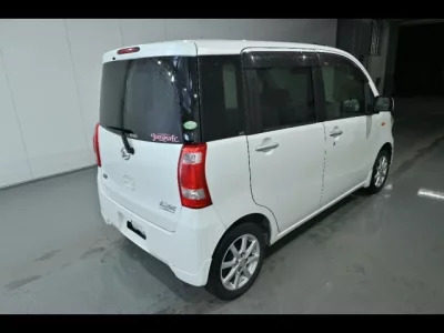 Daihatsu TANTO EXE