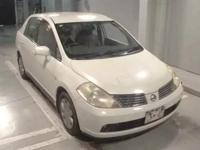 Nissan TIIDA LATIO
