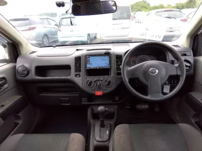 Nissan AD