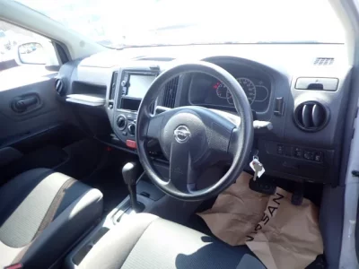 Nissan AD