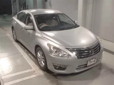 Nissan TEANA