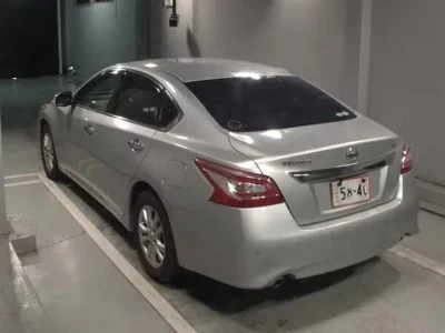 Nissan TEANA