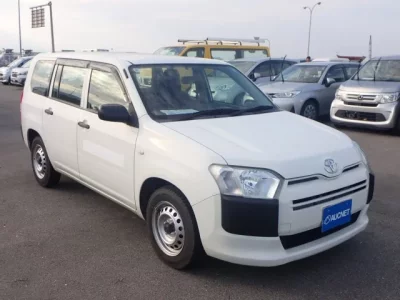 Toyota SUCCEED