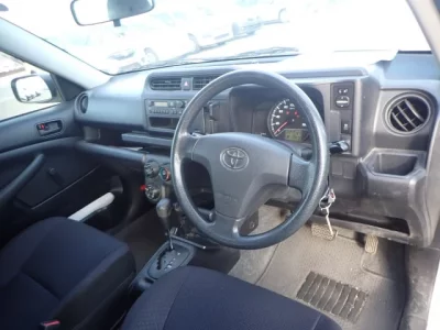 Toyota SUCCEED