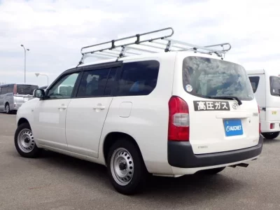 Toyota SUCCEED