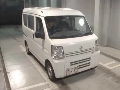 Nissan CLIPPER VAN