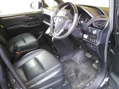 Toyota ESQUIRE