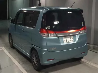 Mitsubishi DELICA D2