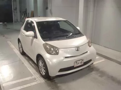 Toyota IQ