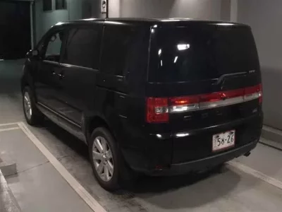 Mitsubishi DELICA D5