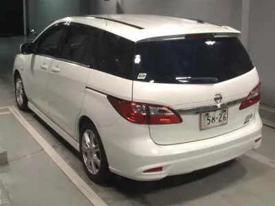 Nissan LAFESTA