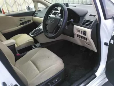 Lexus HS